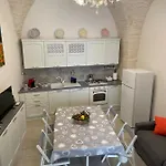 Dimora San Nicola בית נופש לוקורוטונדו